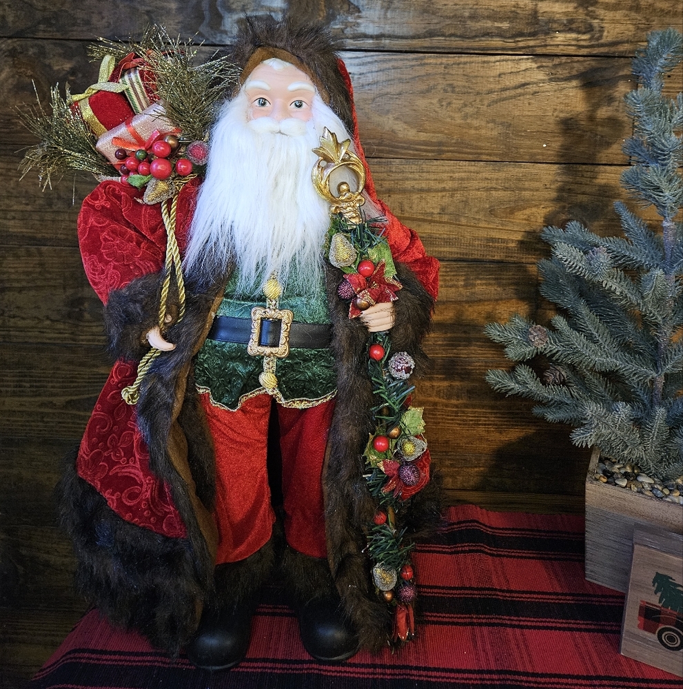 Standing Santa - Picture 5 of 7
